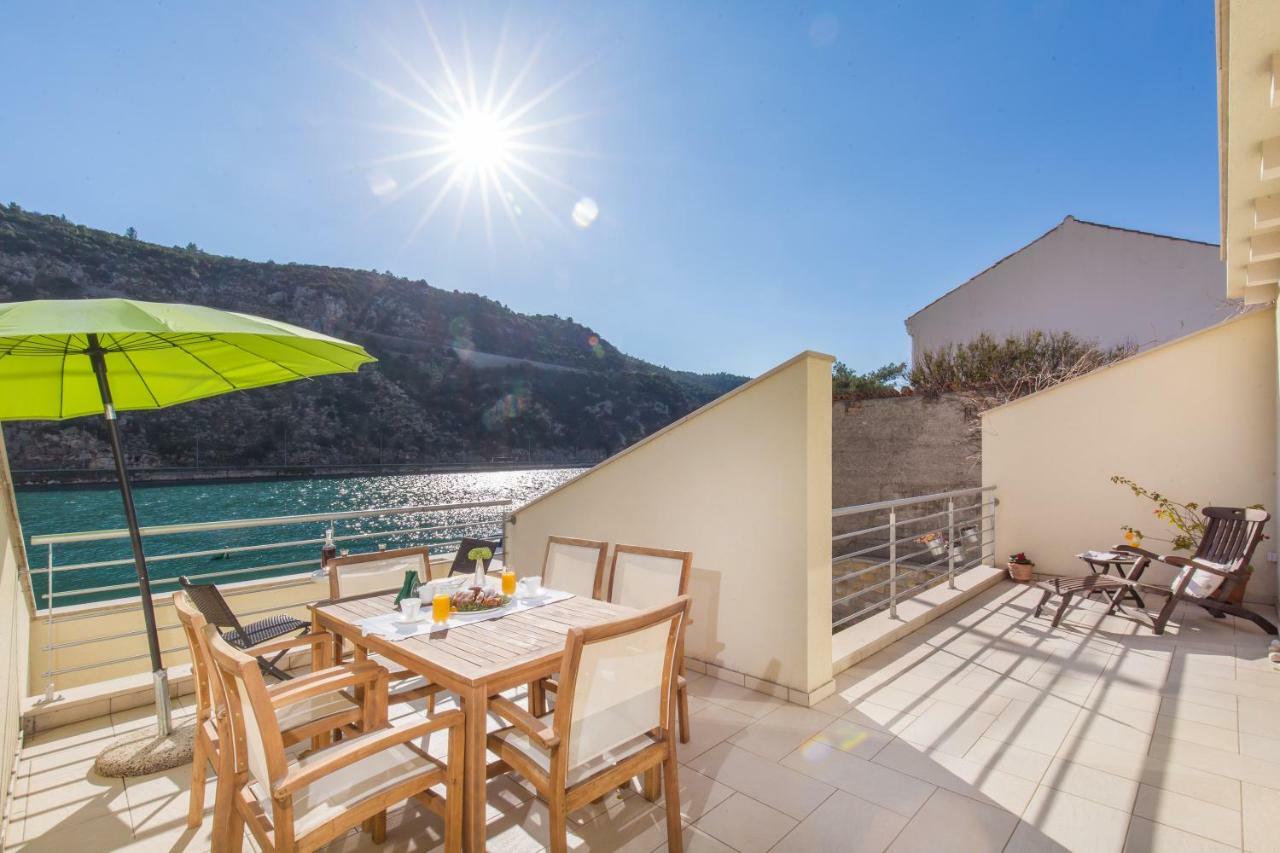 Villa Casia Мокошица Экстерьер фото